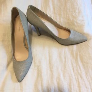 Gray Nine West heels size 9